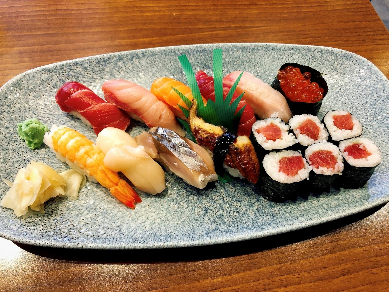 Mugen Sushi Tokujyo Set